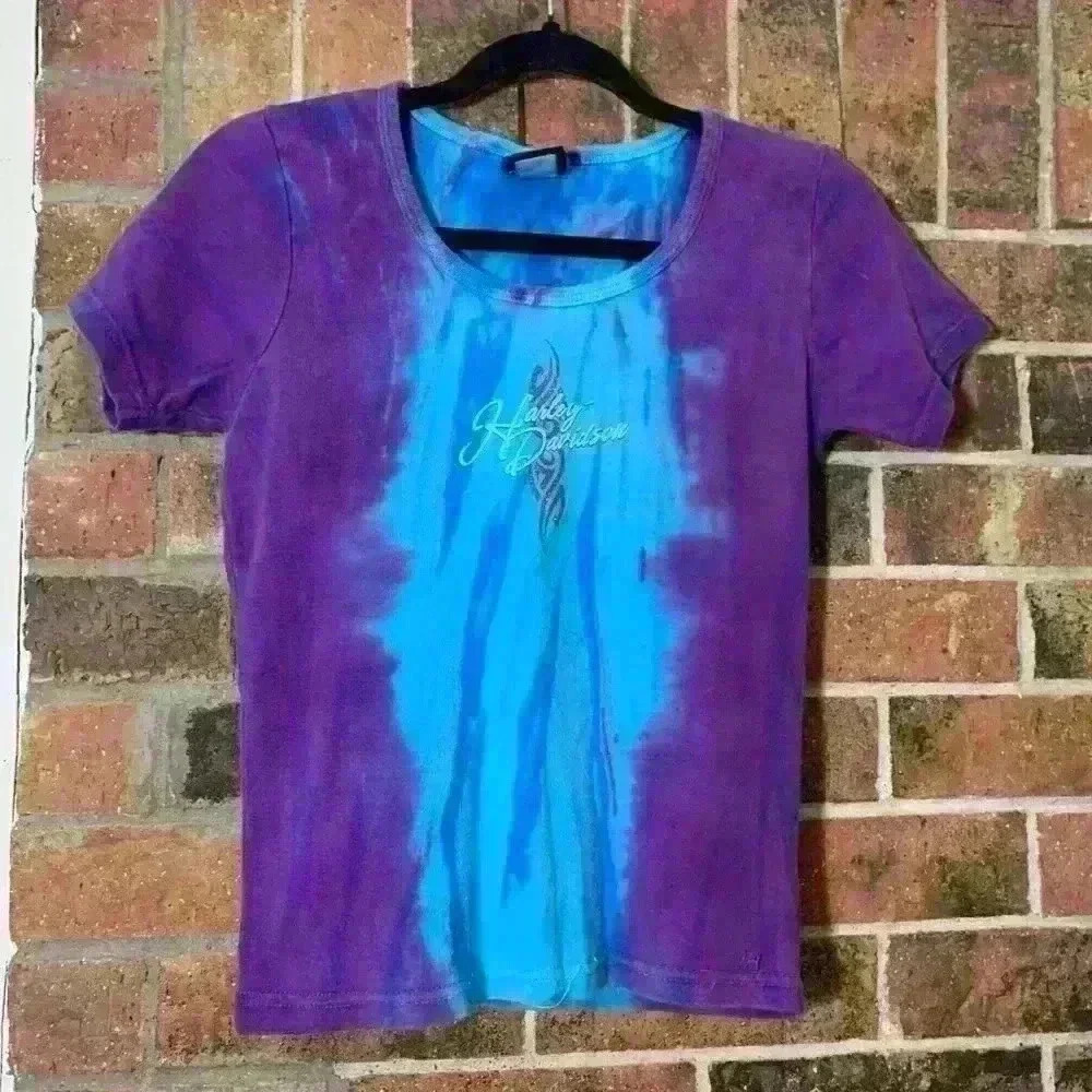 Women’s 2005 Harley Davidson tie dye tee shirt